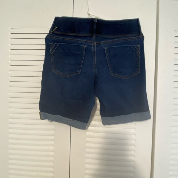 Bermuda shorts jeans side petite 8P color blue - Picture 1 of 5